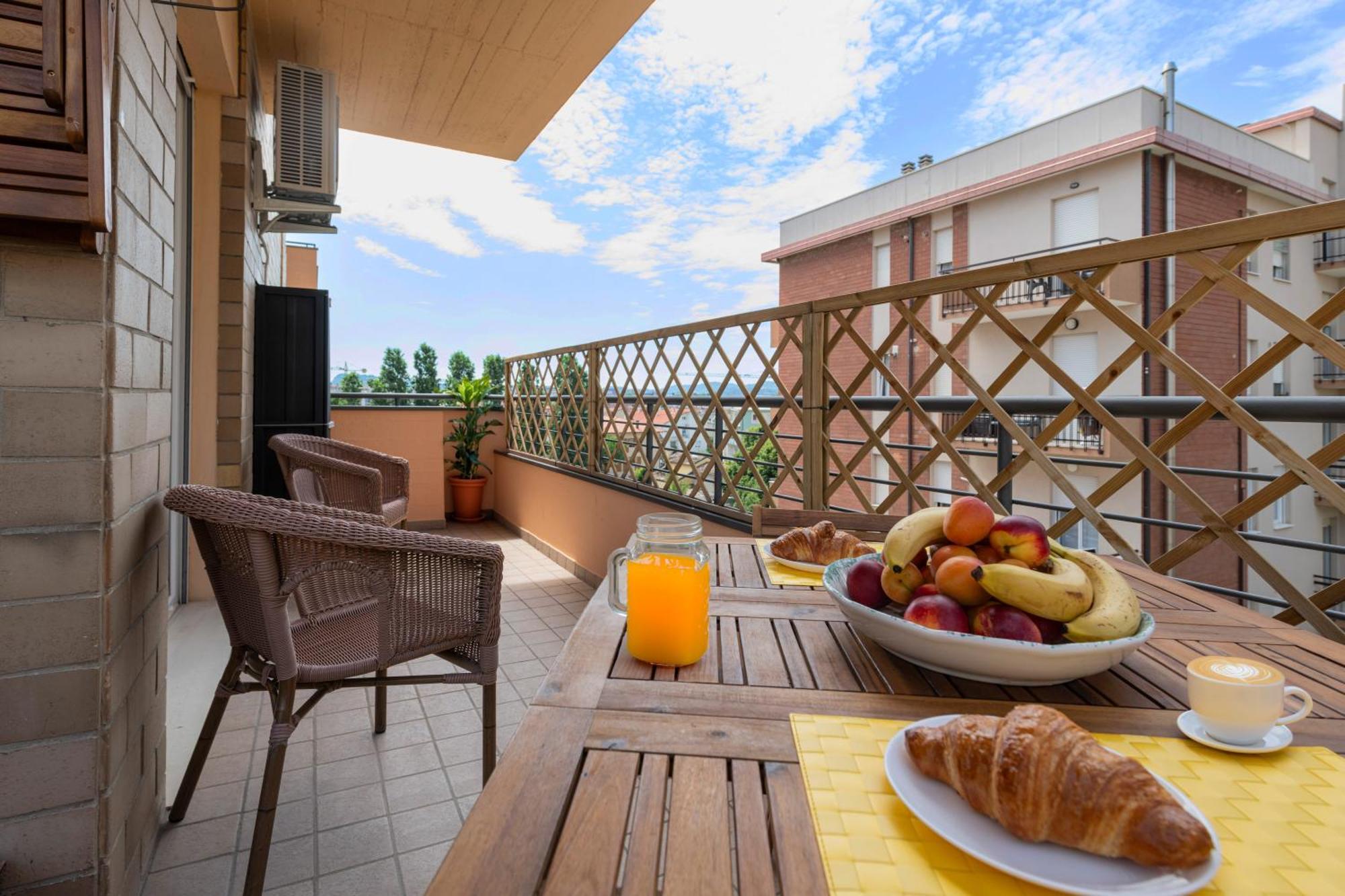 Apartamento Casa Baia Flaminia Pésaro Exterior foto